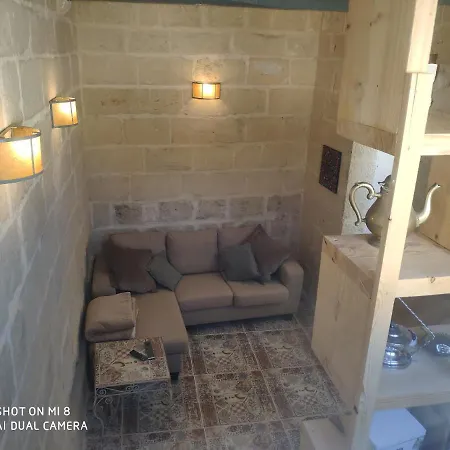 16 Agius De Soldanis